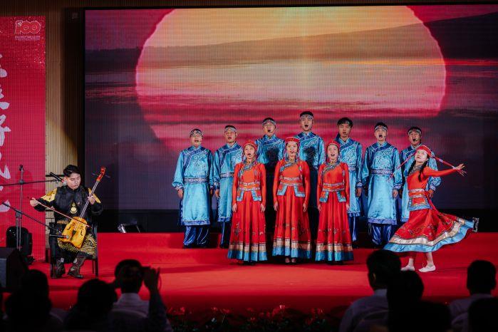 18、《草原上升起不落的太陽》青海分公司 18、《草原上升起不落的太陽》青海分公司