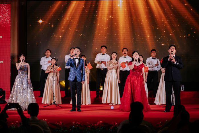 27、《明天會(huì)更好》東部建設(shè)管理部 27、《明天會(huì)更好》東部建設(shè)管理部